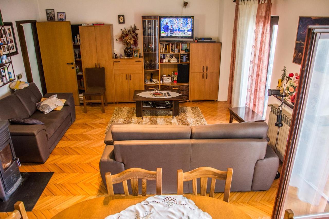 Apartman Zvjezda Weißenburg Exterior foto