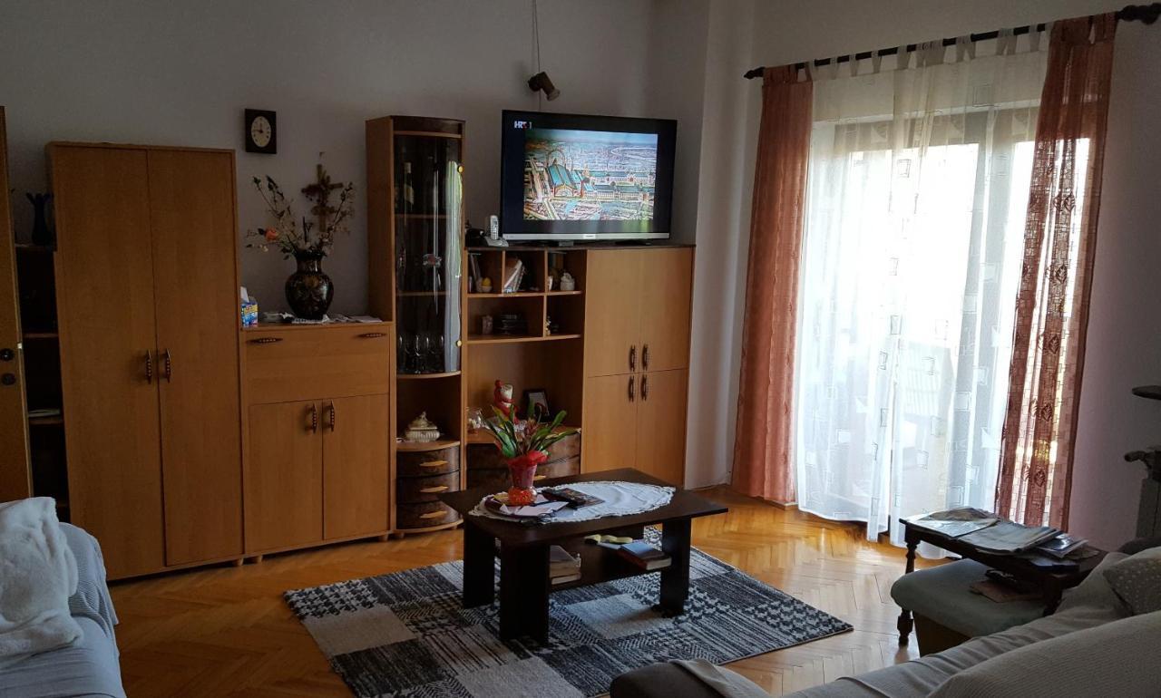Apartman Zvjezda Weißenburg Exterior foto