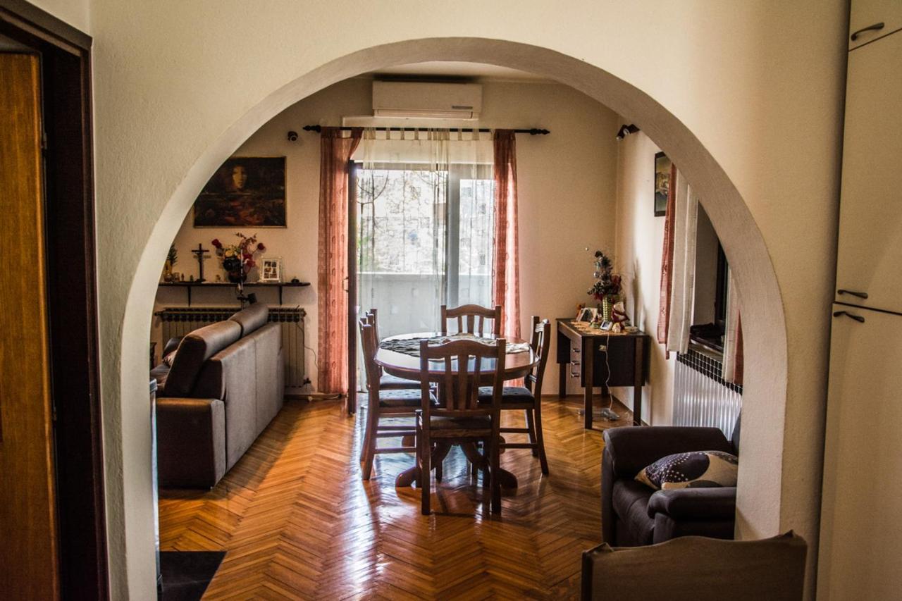 Apartman Zvjezda Weißenburg Exterior foto